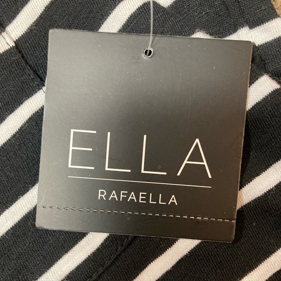 Ella Rafaella Black & White Short Sleeve Scoop Neck T - Picture 2 of 7